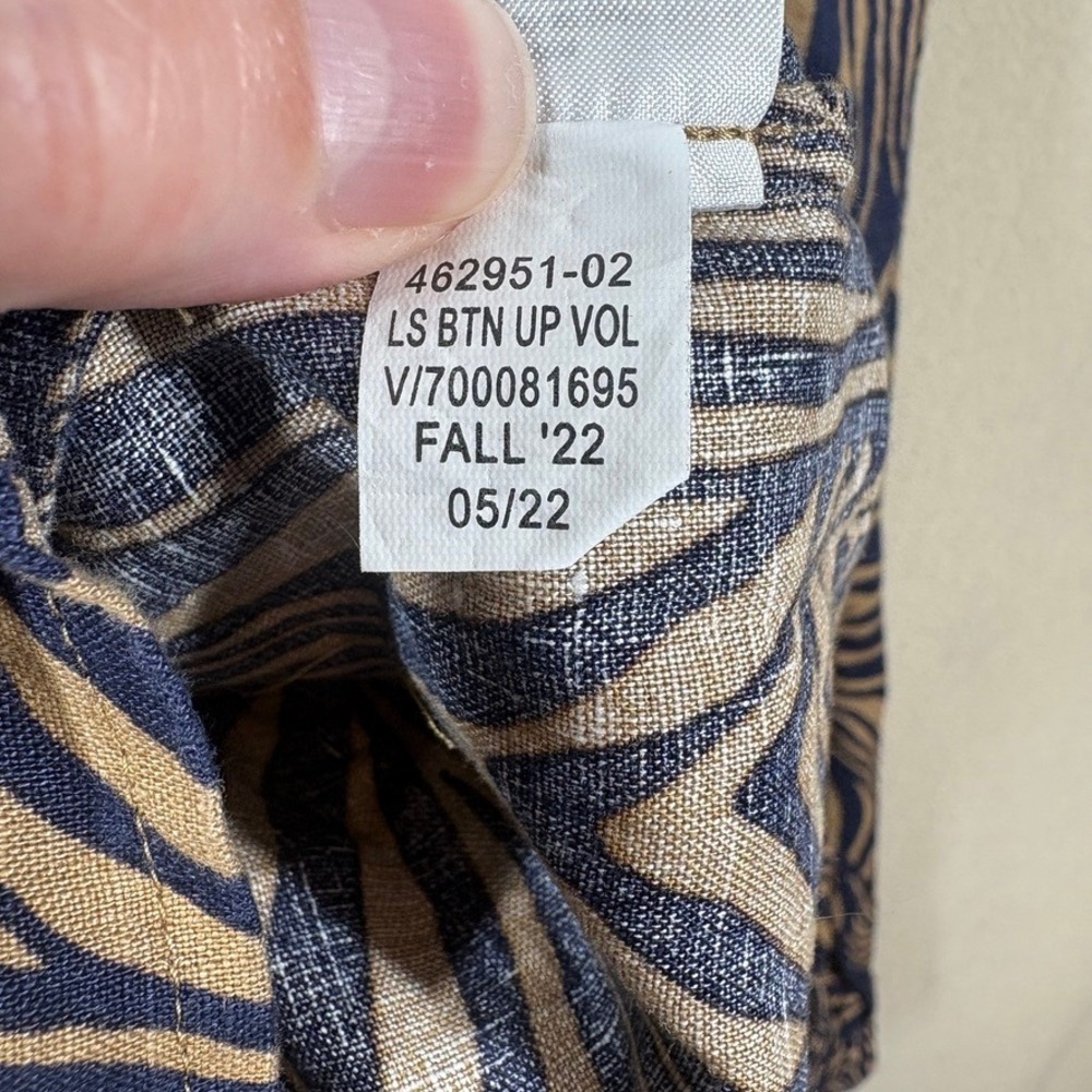 Banana Republic Zebra Print Linen Volume Blouse Womens L Navy Blue Tan Boho Chic - Picture 6 of 10